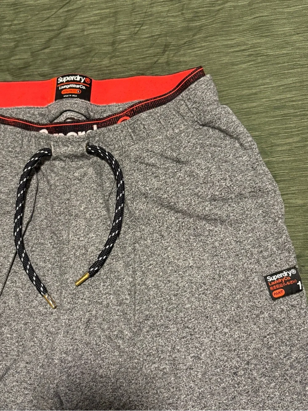 Superdry Men’s Straight Leg drawstring sweatpants - Picture 5 of 5